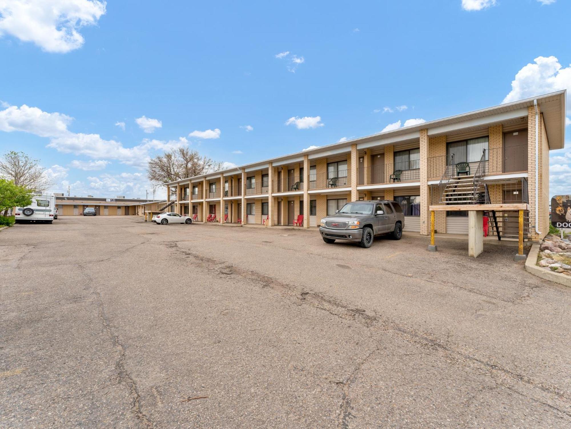 מדיסין הט Ranchmen Motel מראה חיצוני תמונה